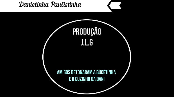 Eu estourei a buceta e meu amigo o cu dela