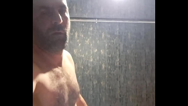 İyi ve güzel sikerek boşaldım üzerine