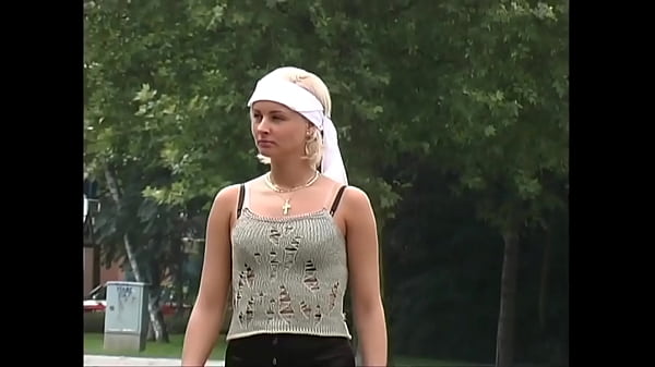 Solo Pee Girls – Tamara (Bonus Scene)