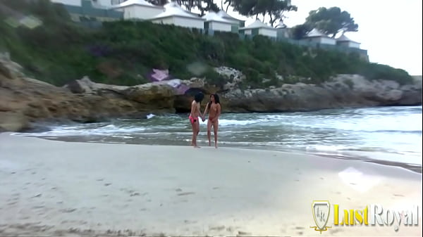 Horny Sluts With Nice Shaped Bodies Got Fucked In The Sand