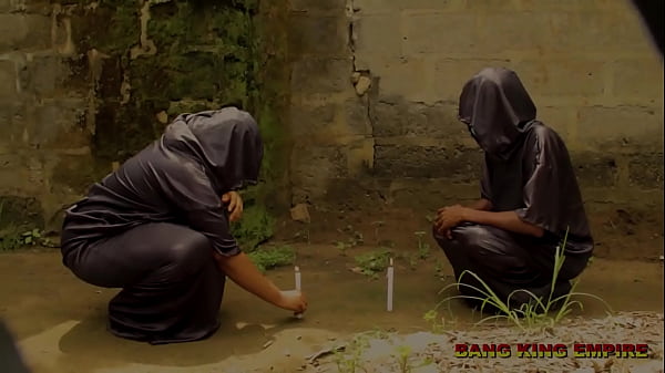 MATURE FUCKED BABE ENJOYED MY BIG DICK SEX IN LOCAL BUSH